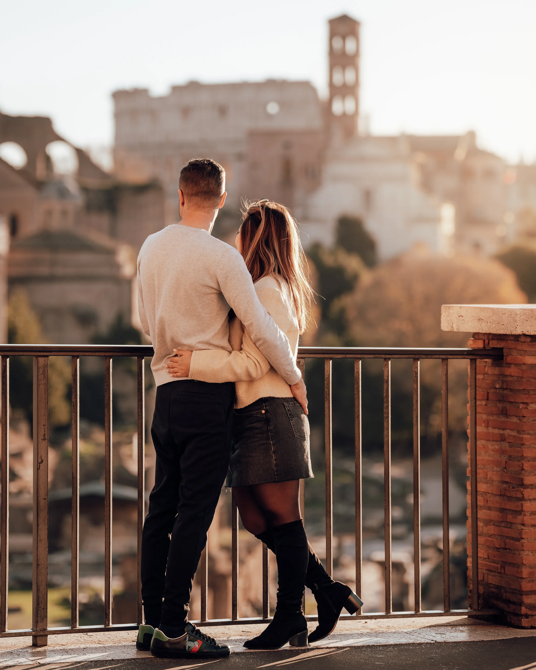 Romantic couple photoshoot in Rome