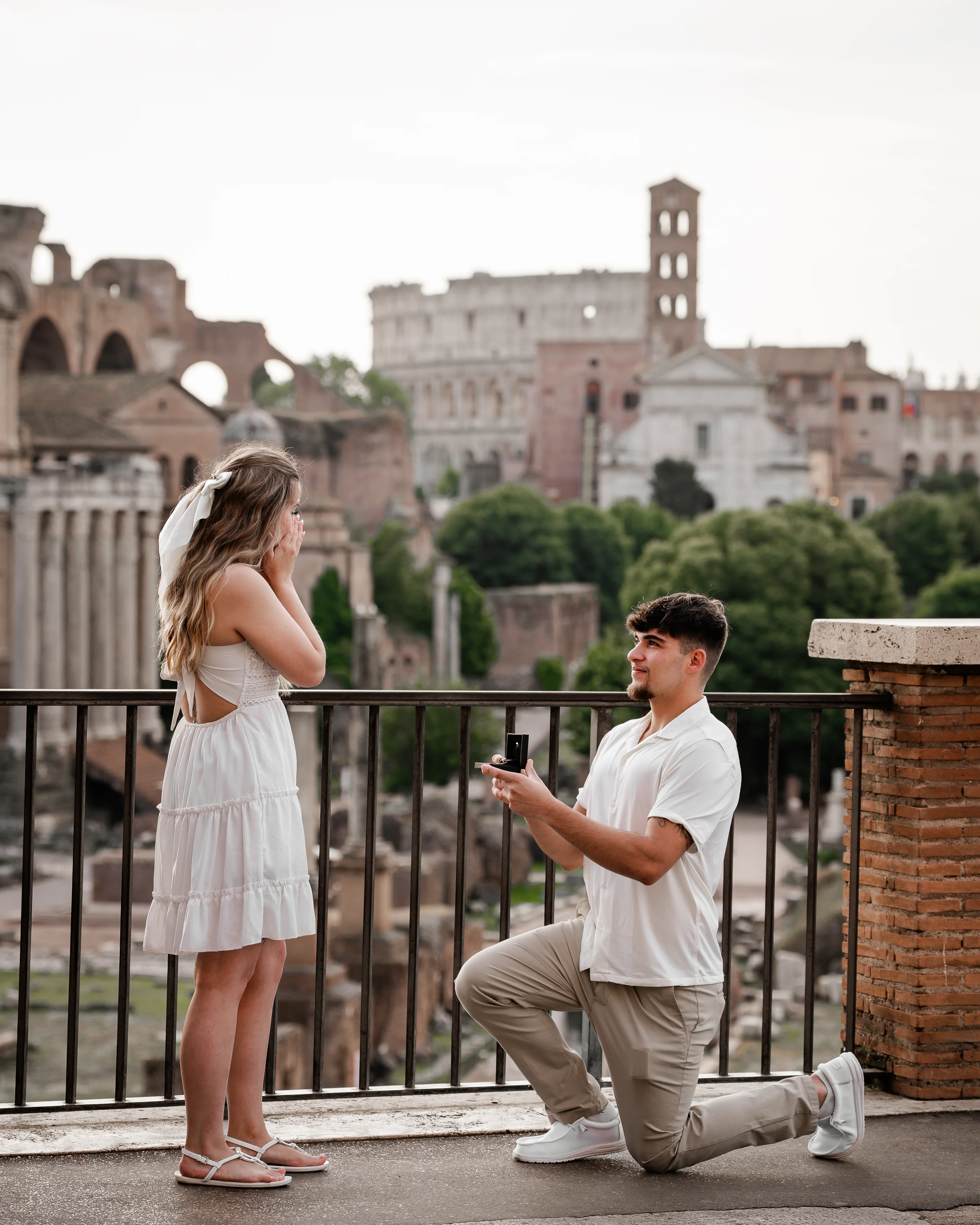Marriage proposal photography in Rome